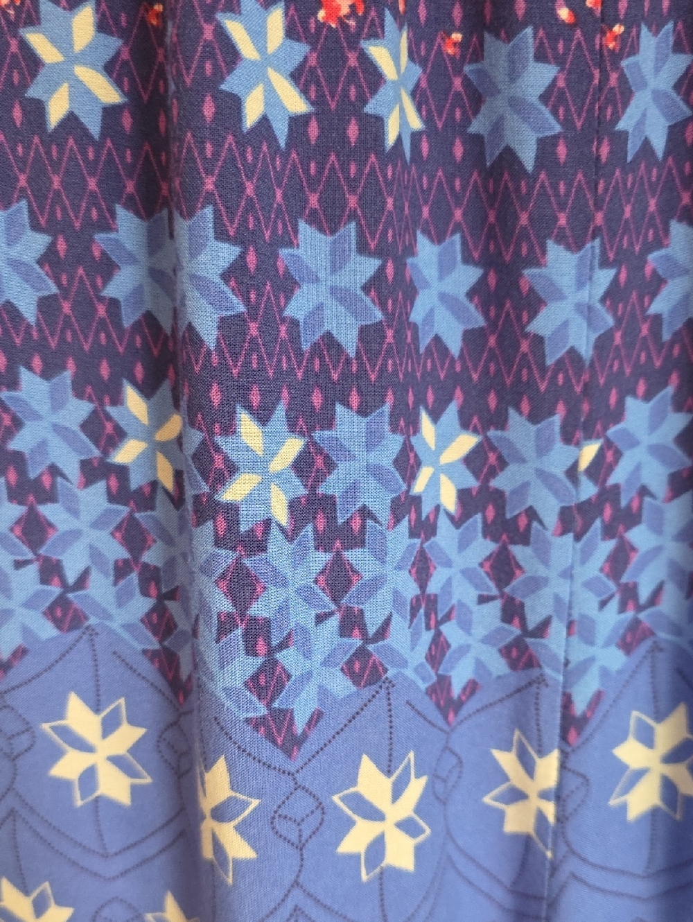 EUC easel Large Blue and Pink Patterned Sleeveless Jumpsuit - Picture 7 of 8